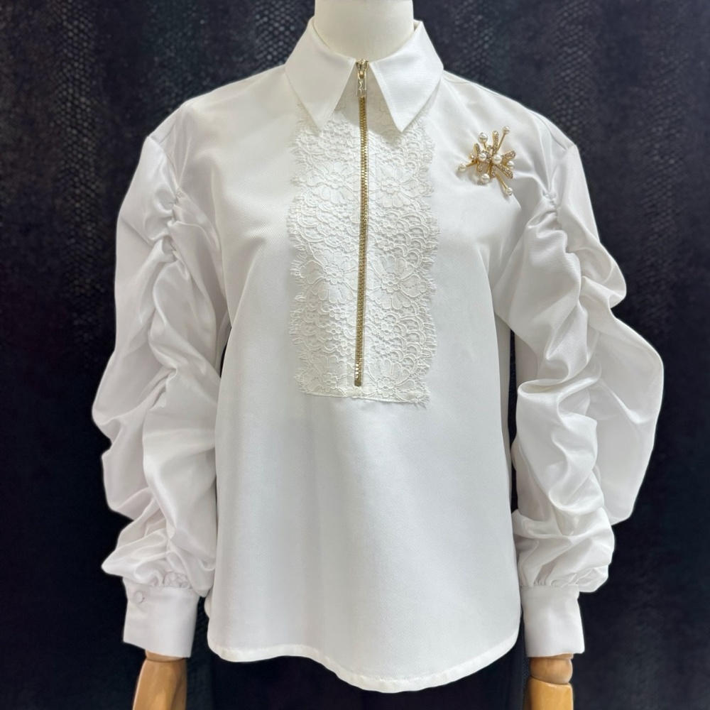 Gizia white dressy blouse